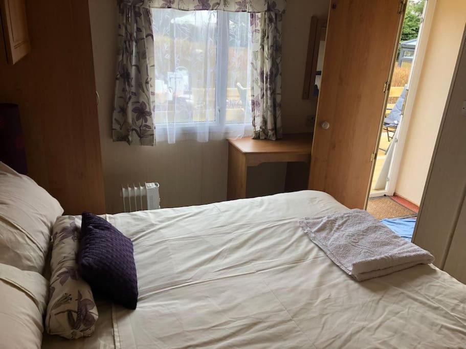 2 Bedroom Static Caravan Muirkirk Buitenkant foto